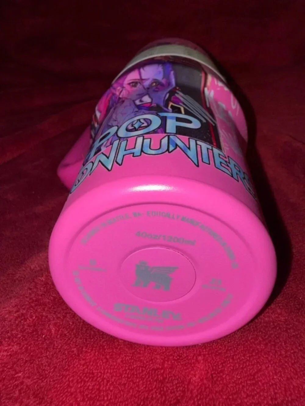 Stanley Demon Hunters  H2.0 40 oz. Hot Pink Tumbler w/ K-Pop Character Art NIB - Picture 3 of 3